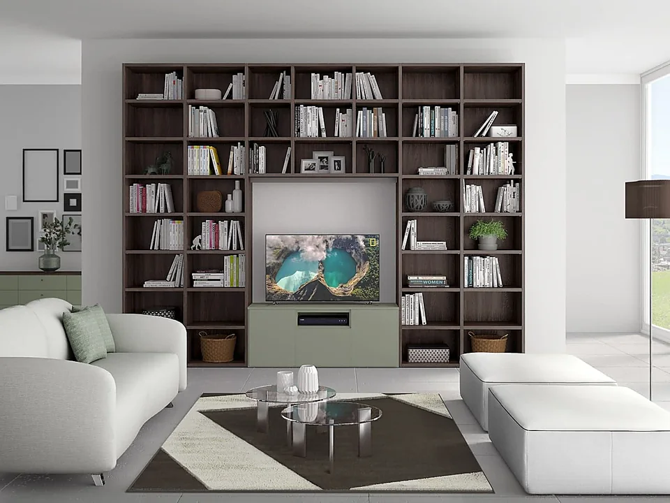 Bagno in gres effetto marmo con termoarredo scuro e doccia walk-in